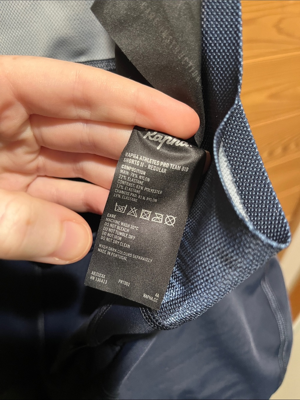 RAPHA ATHLETES PRO TEAM BIB SHORTS MENS MEDIUM - Picture 6 of 10